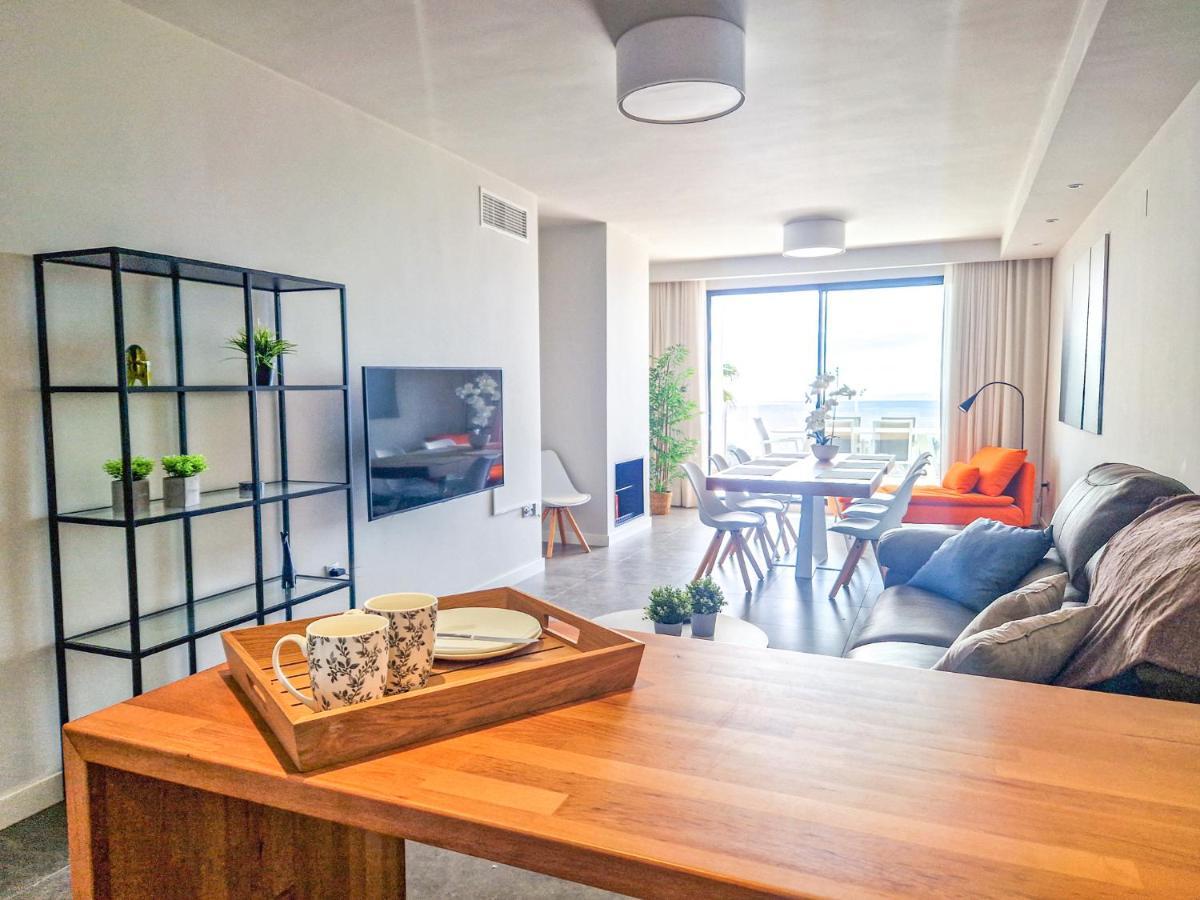Luxury 2 Bedrooms Apt With Seaview Blue Suite 4104 마닐바 외부 사진