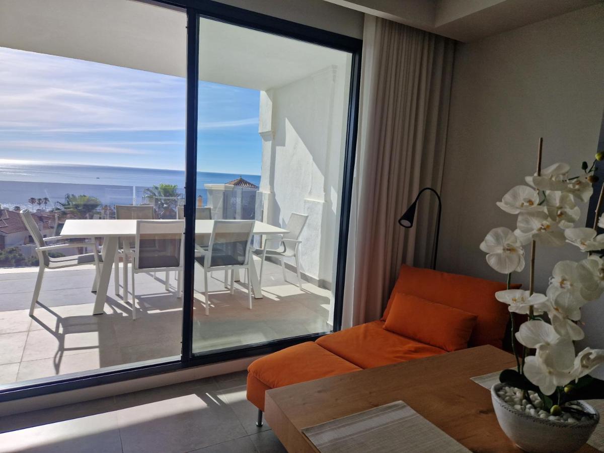 Luxury 2 Bedrooms Apt With Seaview Blue Suite 4104 마닐바 외부 사진