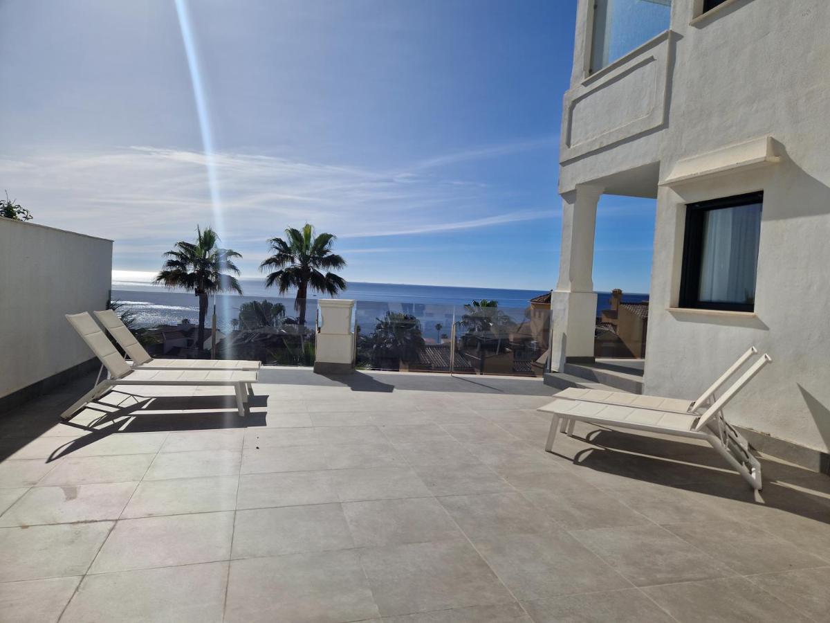 Luxury 2 Bedrooms Apt With Seaview Blue Suite 4104 마닐바 외부 사진
